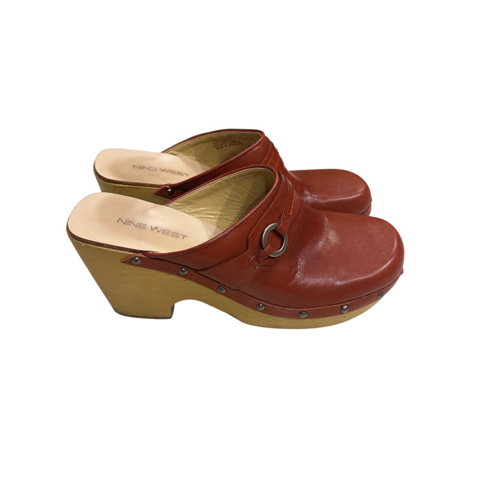 Nine West Spunkr Women's Size 7.5M Red Leather Studded Heels Slip On Mules Clog‎